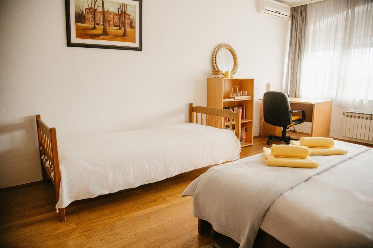 Soba Gloria Hotel Bród Kültér fotó
