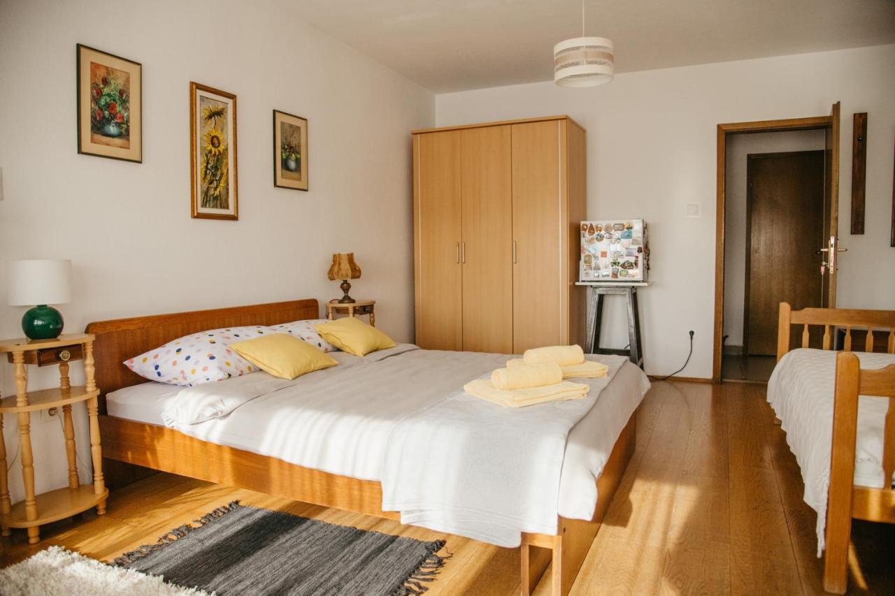 Soba Gloria Hotel Bród Kültér fotó